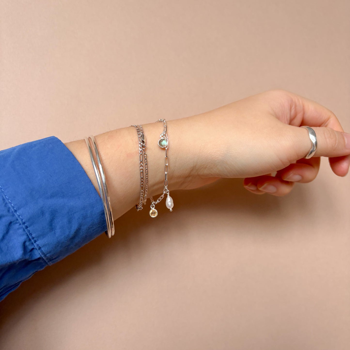 Mini Chainlink Charm Bracelet