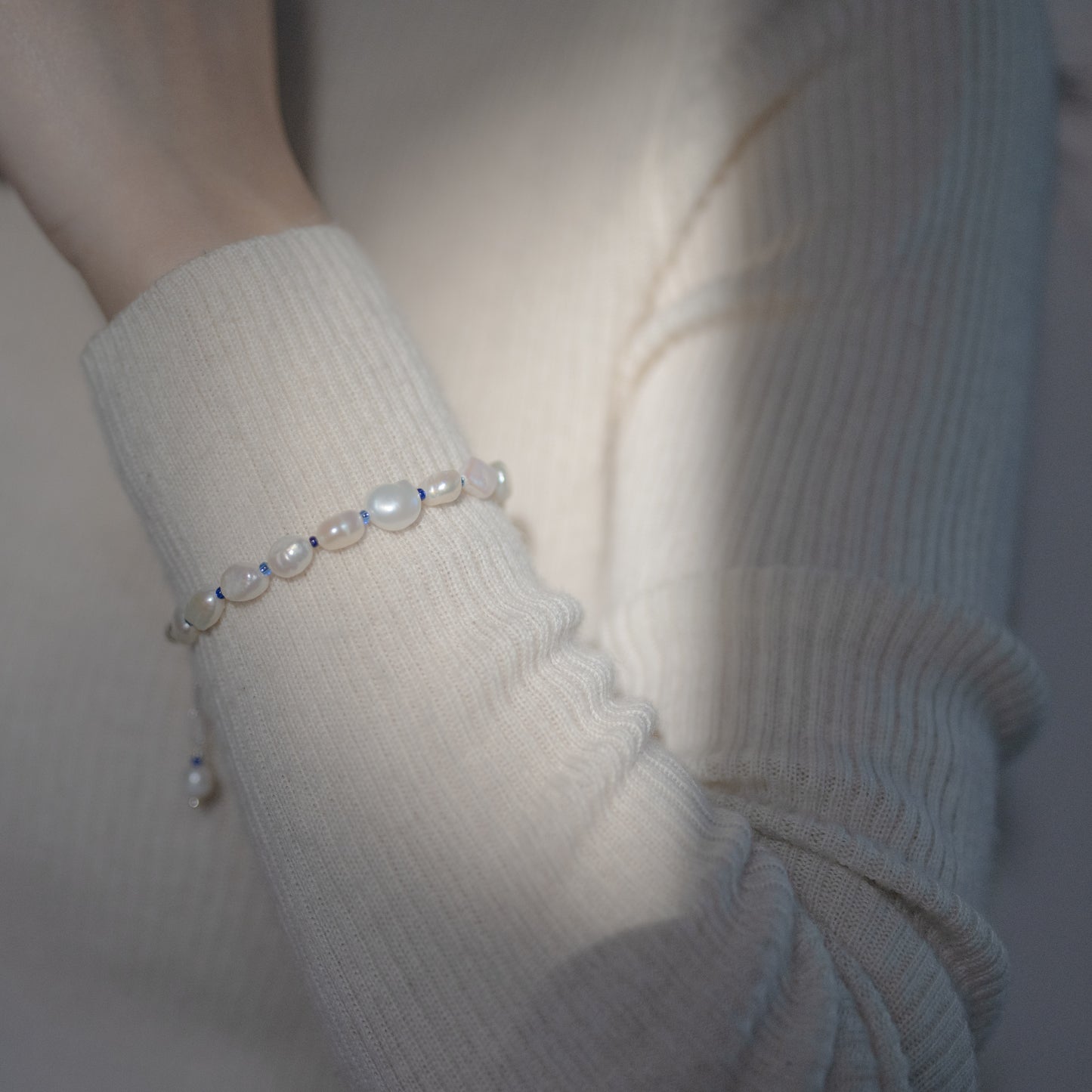 Pearl + Ocean Blue Beads Bracelet