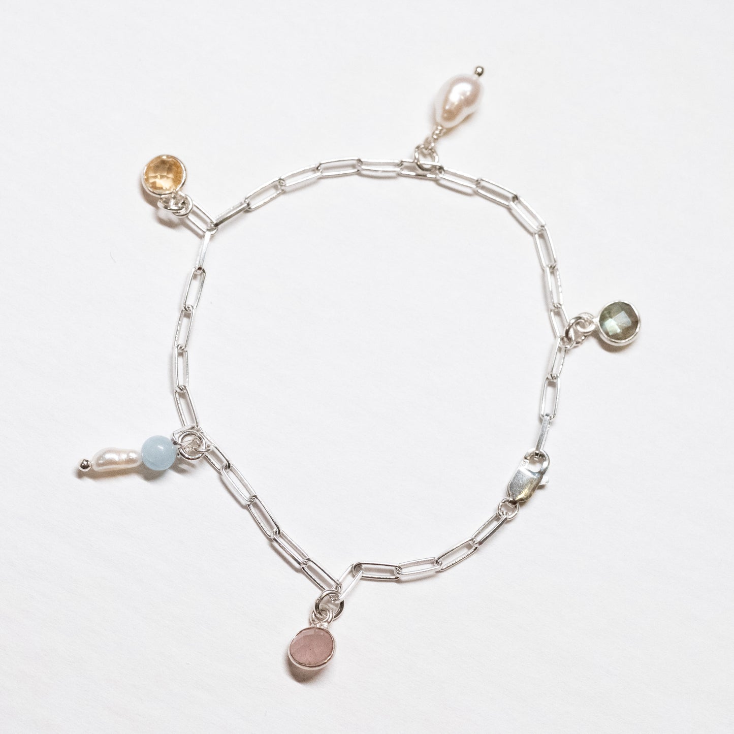 Mini Chainlink Charm Bracelet