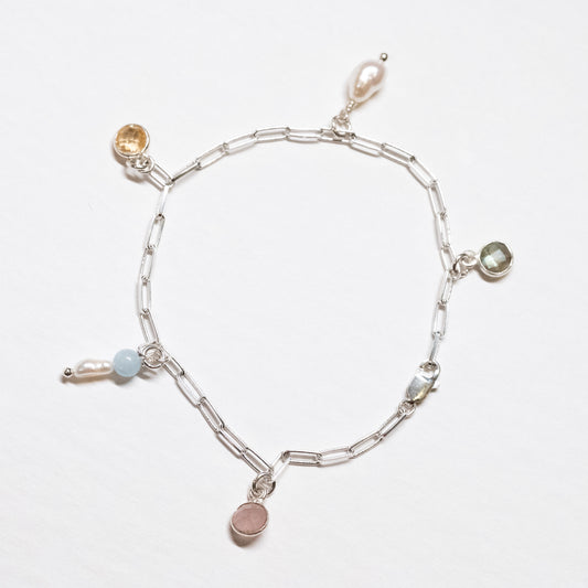 Mini Chainlink Charm Bracelet