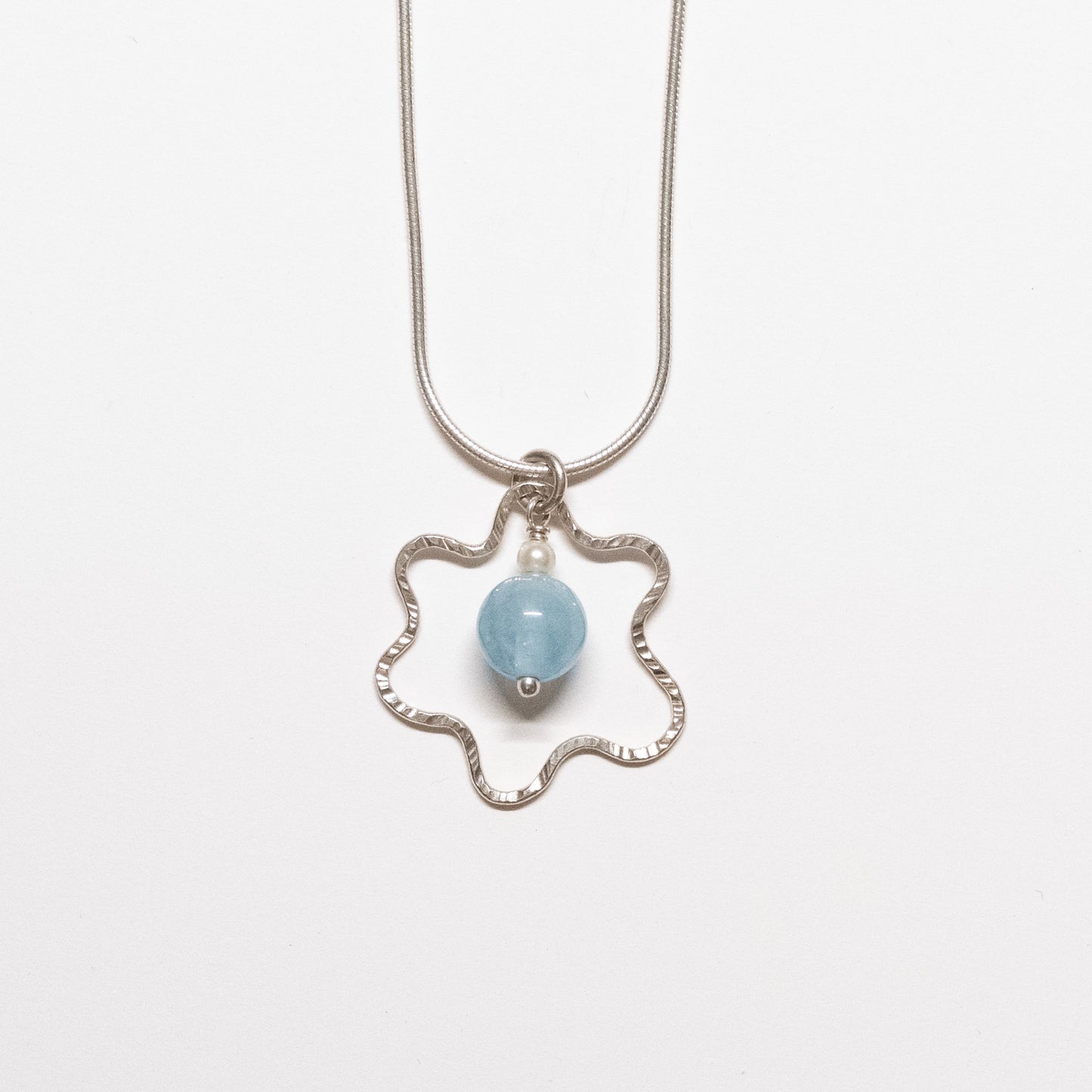 Squiggly Flower Pendant Necklace - Aquamarine