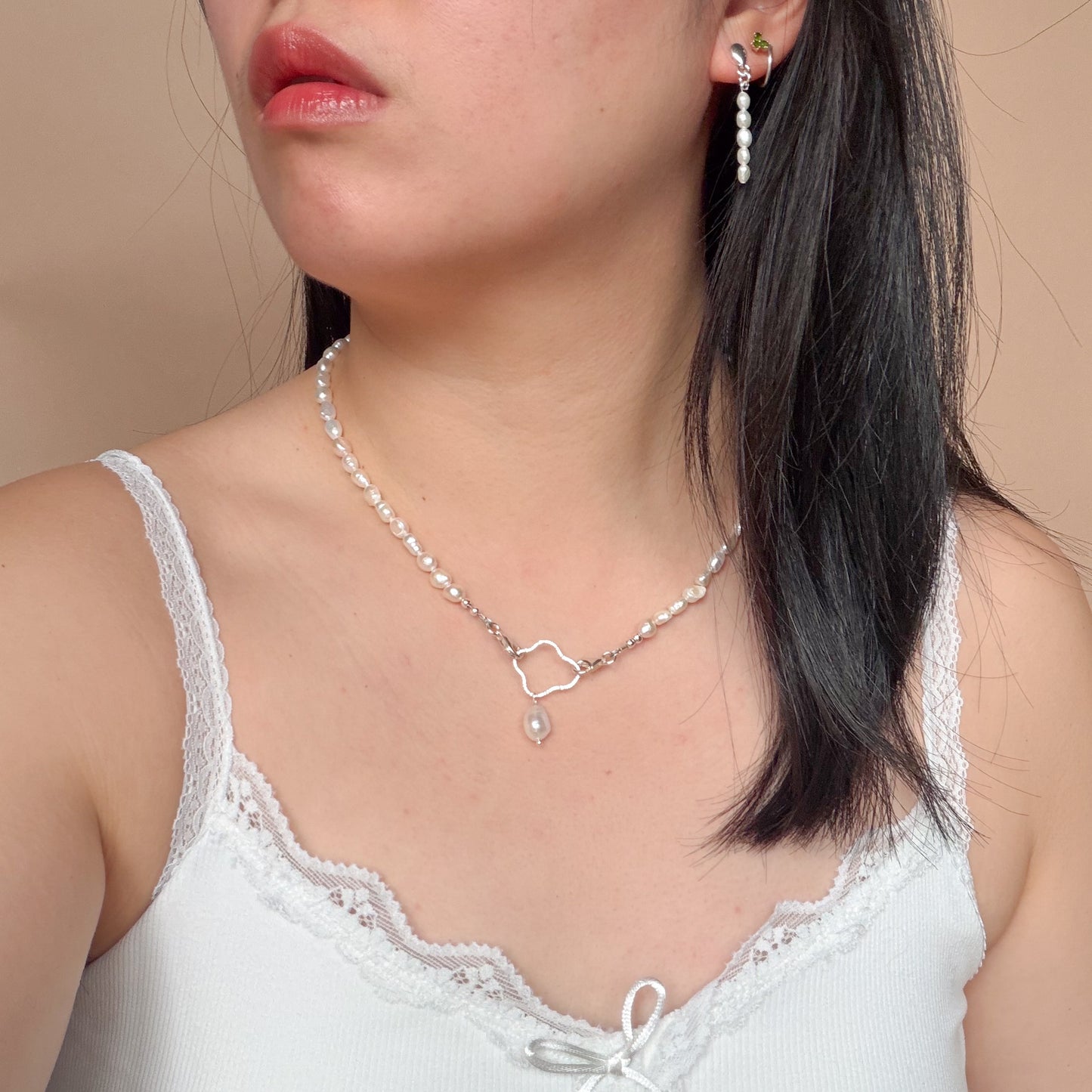 Mini Pearl Earring Drops